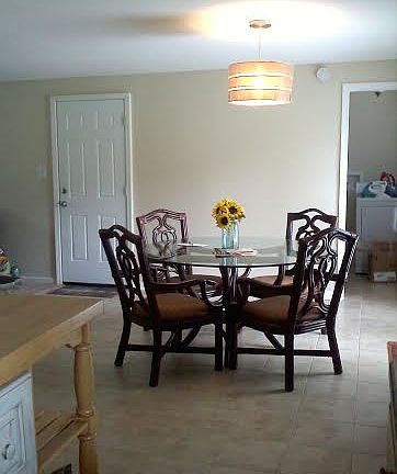 5th image of 4857 Royal Dr