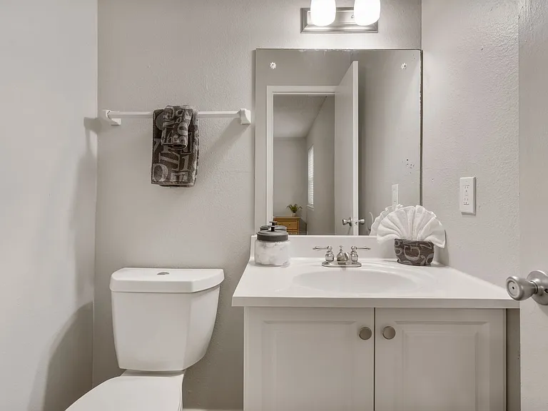 Townhomes @East 32nd — Photo 25