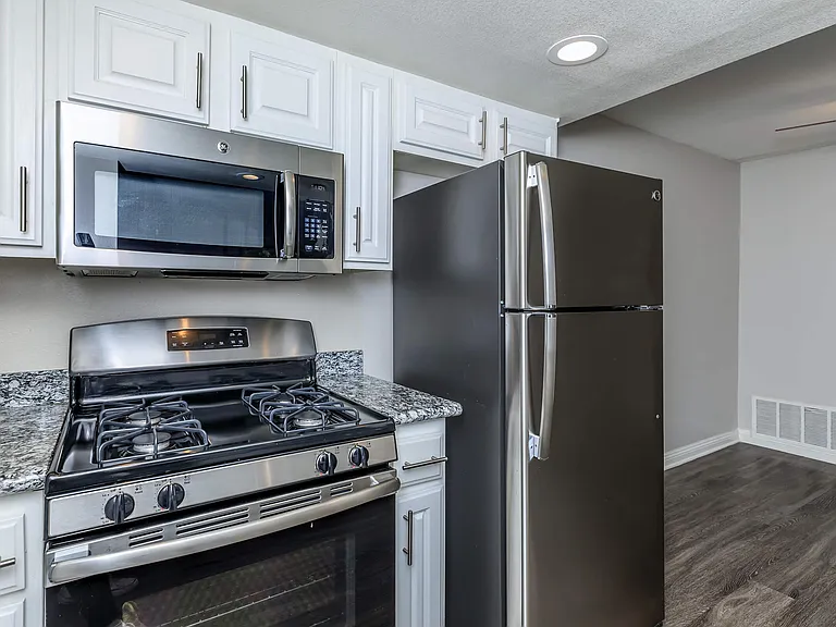 StoneCreek Apartment Homes — Photo 25