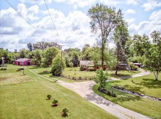 8432 Jordan Rd, Yale, MI 48097