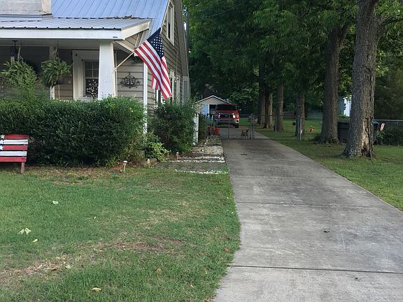 4th image of 314 E Elwood Ave
