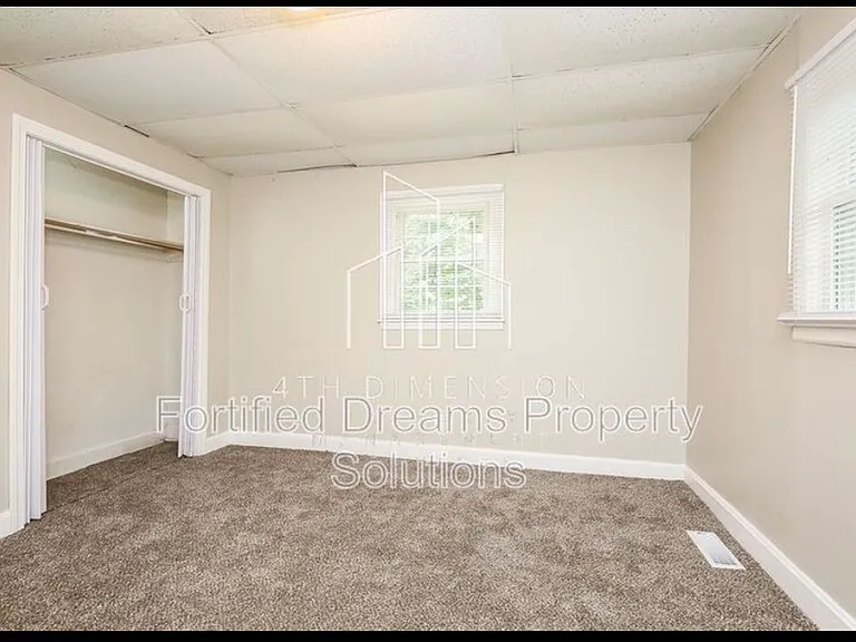 603 Ford St — Photo 8