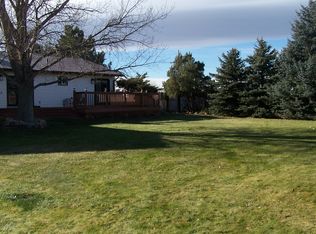 1456 Loomis St, Wheatland, WY 82201