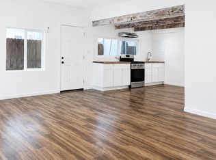 1915 W 82nd St, Los Angeles, CA 90047