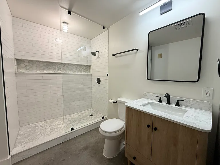 1122 Jackson St #522 — Photo 4