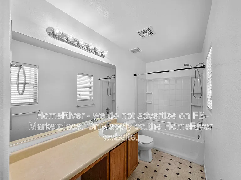 6435 W Sophie Ln — Photo 37