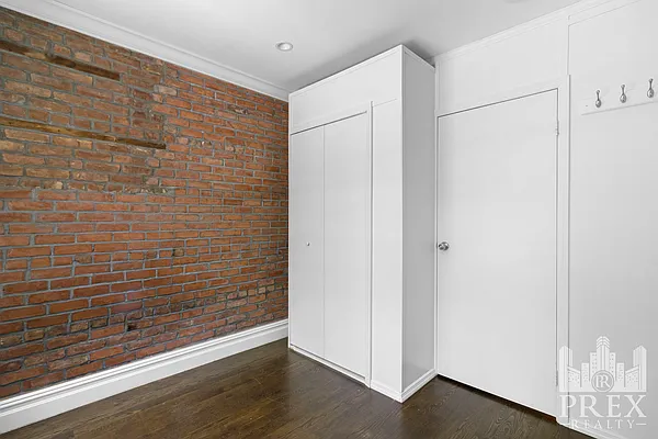 Rented by PREX Realty Corp | media 9