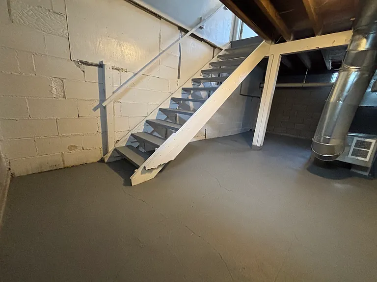10573 Main St #4 — Photo 9