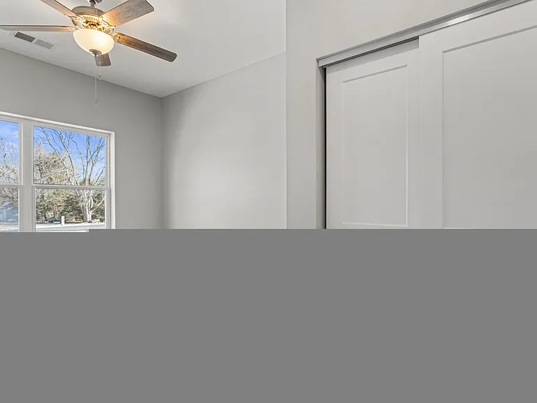 101 Saw Creek Dr — Photo 36