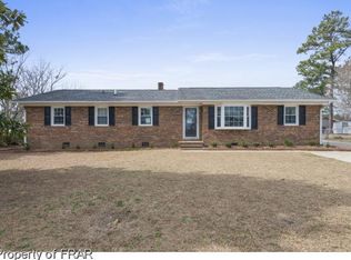 7252 Godfrey Dr, Fayetteville, NC 28303