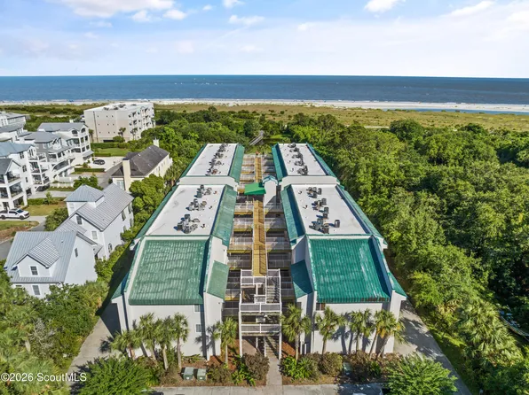 1524 Wood Ave APT 208, Saint Simons Island, GA 31522
