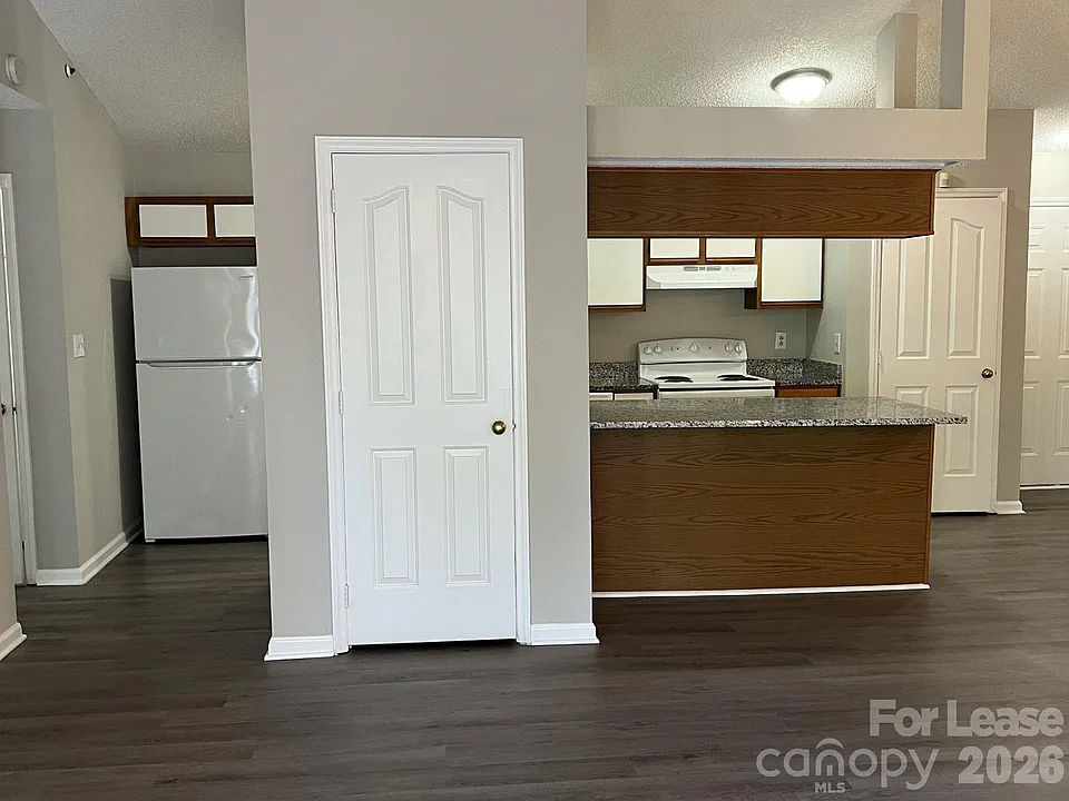7344 Rose Terrace Ct