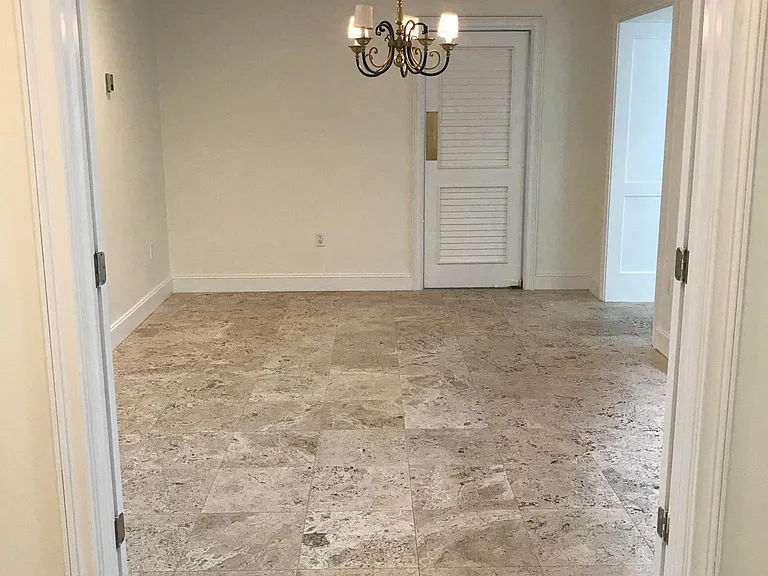 1037 Alfonso Ave — Photo 3
