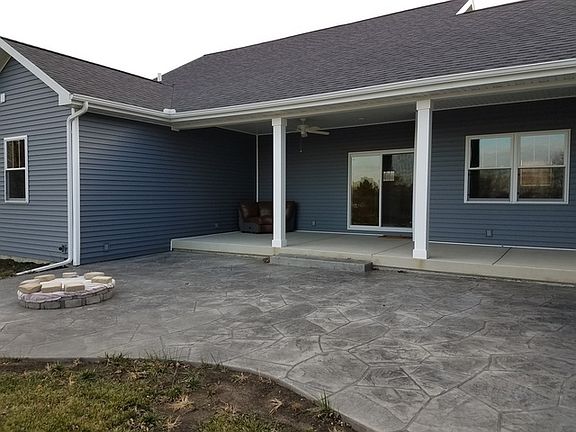 4th image of 104 Crow Ct