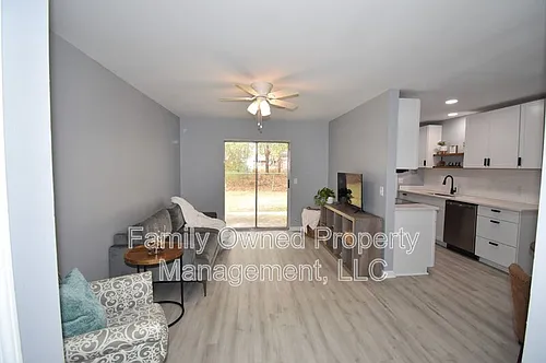 113 Susan Dr #A Photo 1 113 Susan Dr #A Photo 1