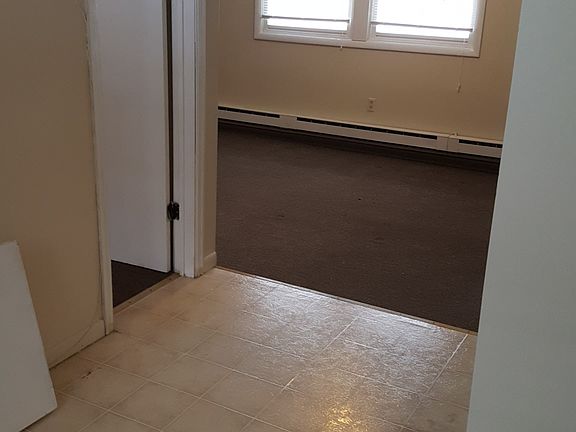 5th image of 167 Route 88 S APT 1