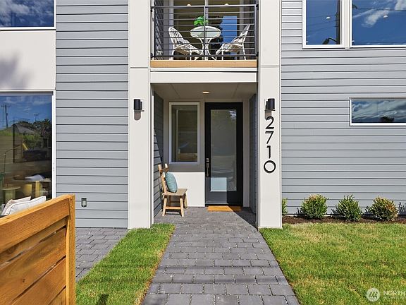 3rd image of 2710 58th Avenue SW