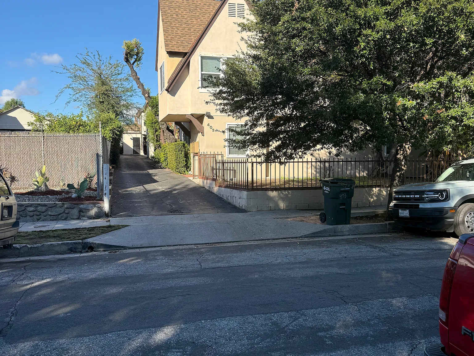 2 bed, 725 sqft, $2,195 — Photo 2