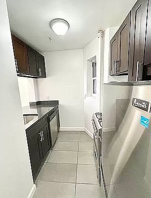 2nd image of 525 E 81st St #4DD