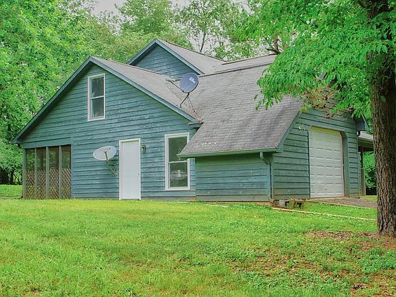 2nd image of 249 Willow Dr