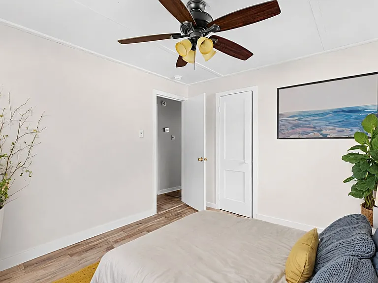 2604 Omar St — Photo 17