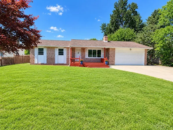 4408 Darla Dr, Bay City, MI 48706