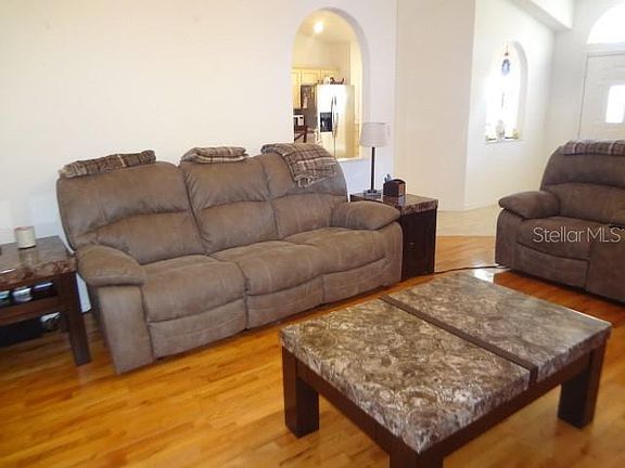 4th image of 124 Foster Ln