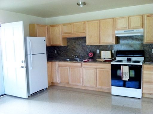 3rd image of 514 5th Ave APT A