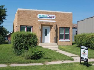 906 Main St, Creighton, NE 68729