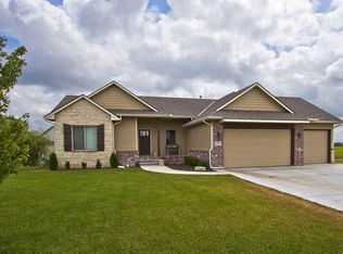 2204 Chestnut Ct, Augusta, KS 67010