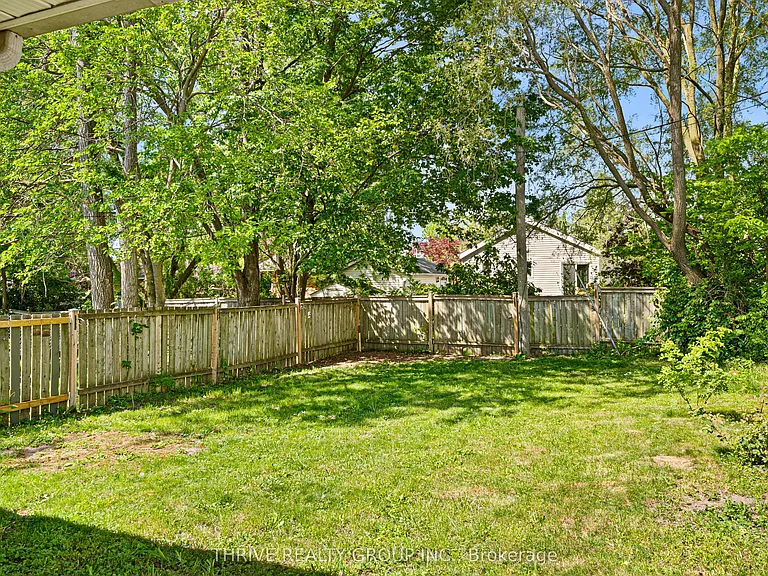 624 Mornington Ave — Photo 27