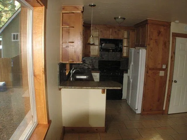 8652 Golden Ave #3 — Photo 4