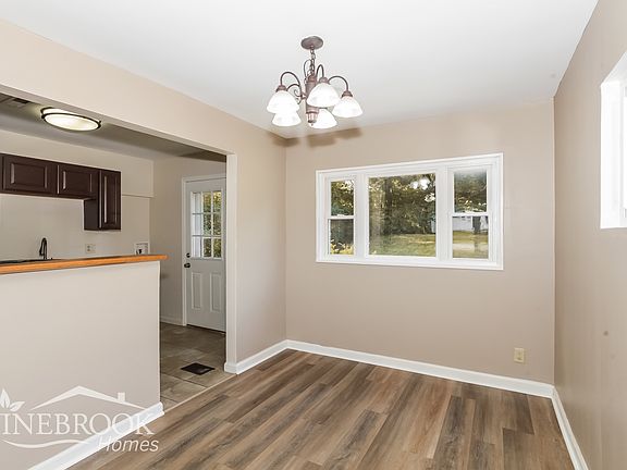 5th image of 3182 Lapland Dr