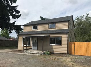 1060 28th St, Springfield, OR 97477