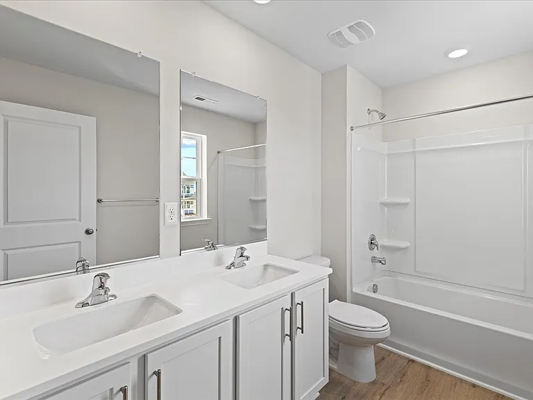 113 Malibu Dr — Photo 22