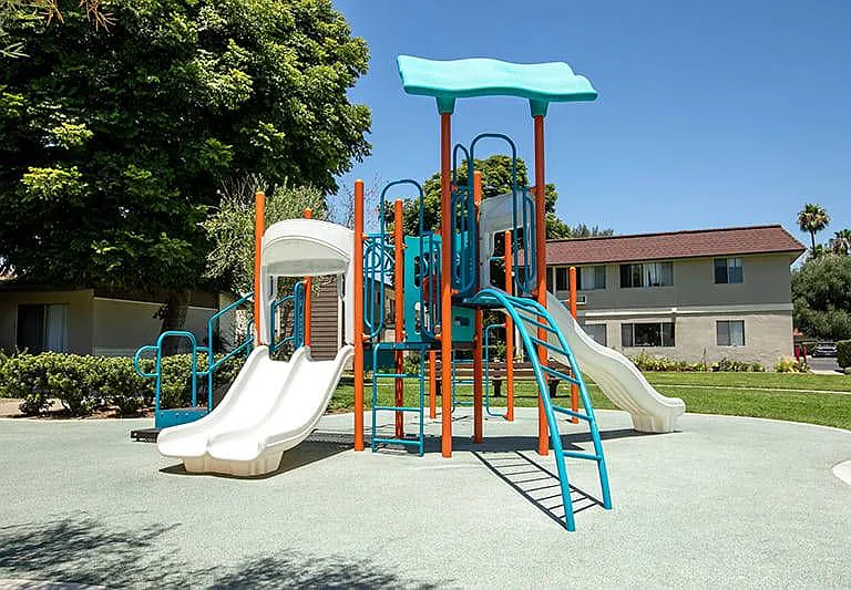 Park Grove — Photo 4