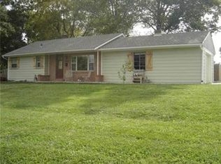 908 SW South Ave, Blue Springs, MO 64015