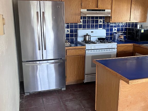 5th image of 130 Upper Ranchitos Rd