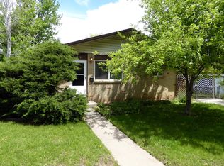 1712 Crestmore Pl, Fort Collins, CO 80521