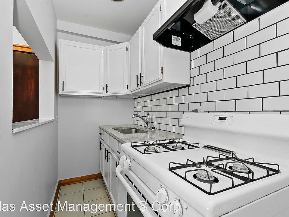 1st image of 5854 S Trumbull Ave #2B