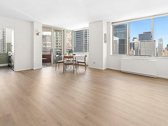 3rd image of 236 E 47th St APT 30E