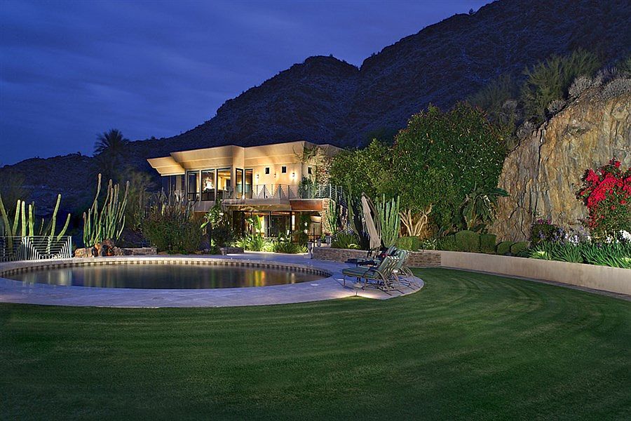1st image of 7800 N Saguaro Dr