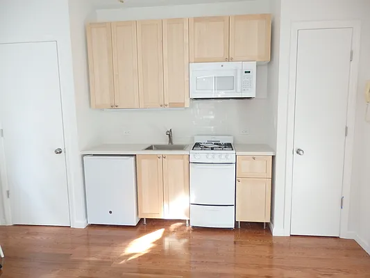 Rented by John O'Kelly Real Estate | media 9