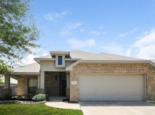 648 Vickie St, Crowley, TX 76036