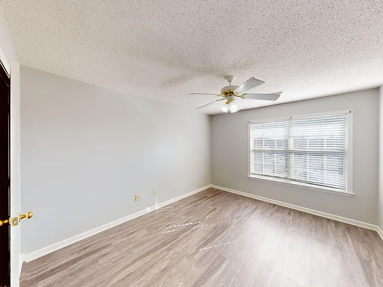 656 Wilderness Trl — Photo 17