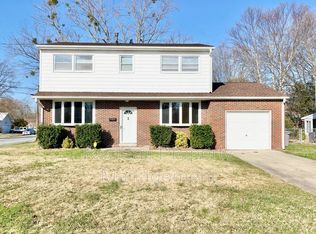 1 Winnard Rd, Hampton, VA 23669