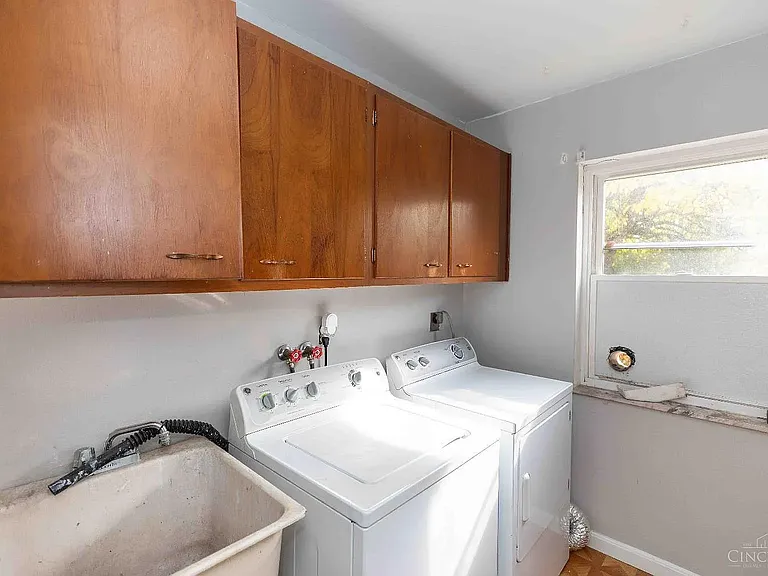 3599 Schwartze Ave #4 — Photo 3