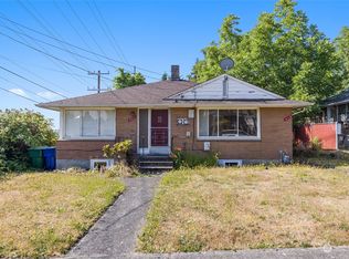 419 NE 43rd St, Seattle, WA 98105
