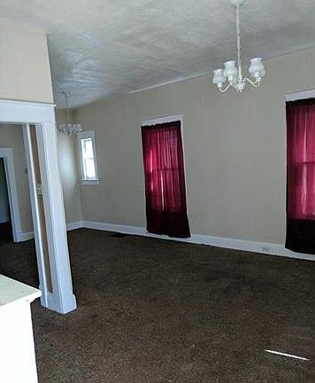 3rd image of 1506 Wood Ave