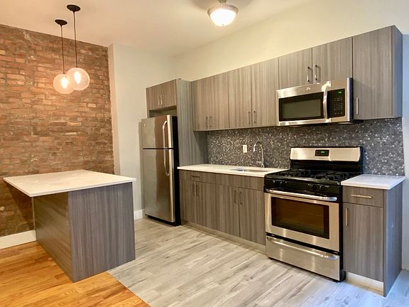 3rd image of 280 Parkside Ave #A3w